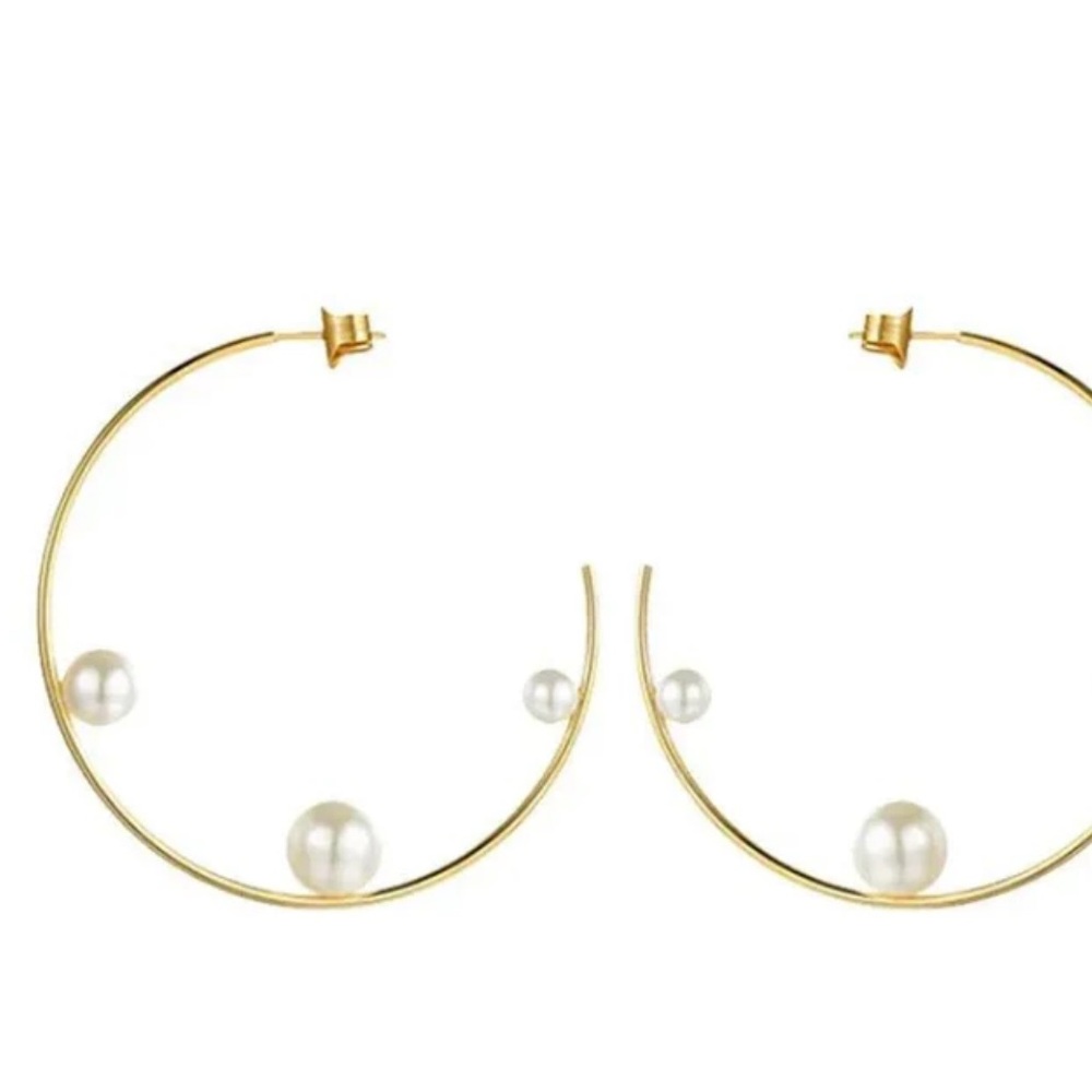 BRAND NEW 18K gold plated pearl hoop earrings